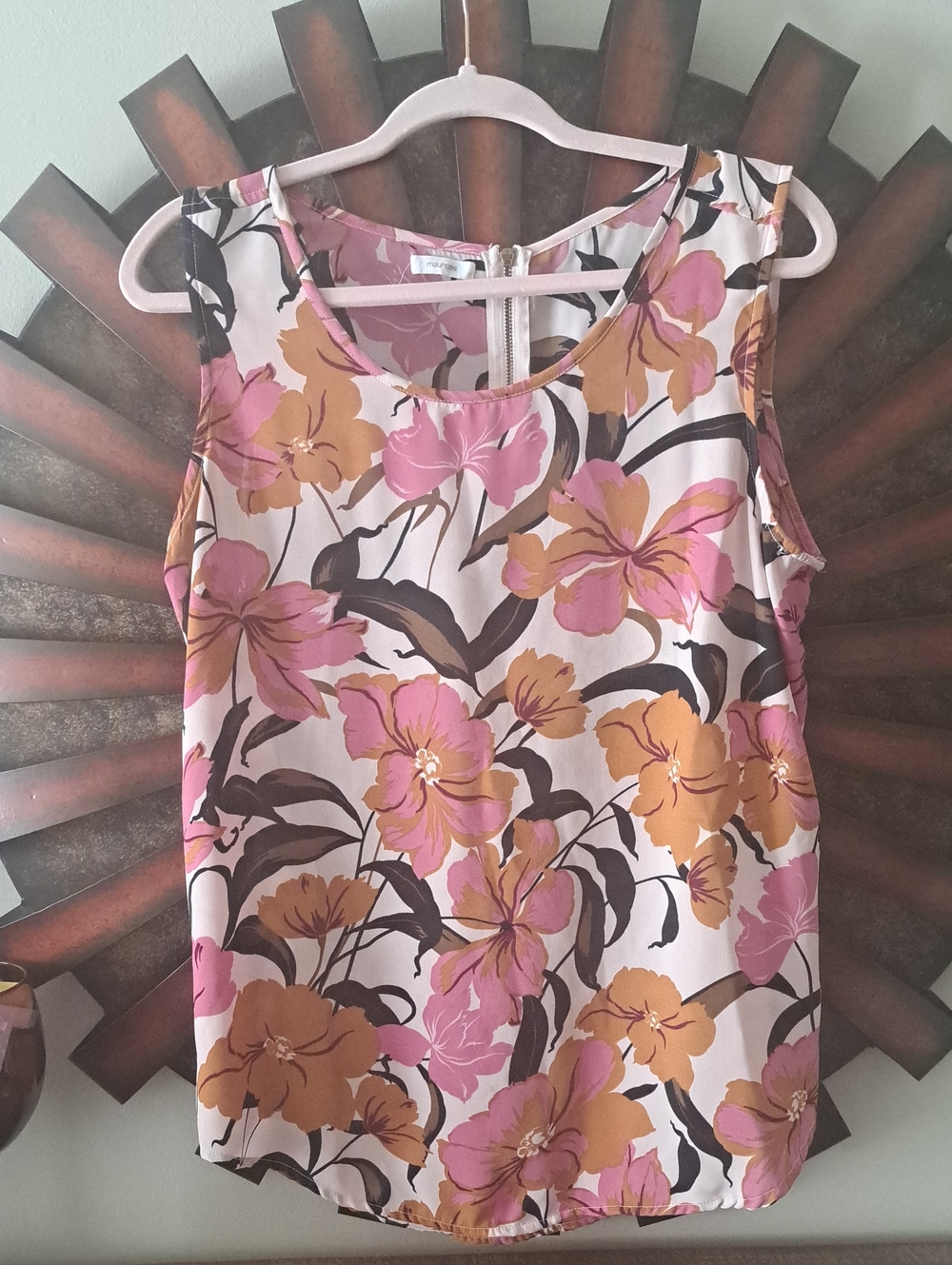 Maurices Floral Sleeveless Shell Top in Pink and Mustard XL